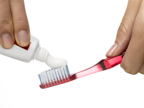 食品级钛白粉外观改良剂在牙膏中的应用